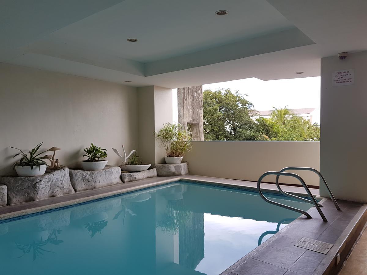 Strawberry Residences Cebu Extérieur photo